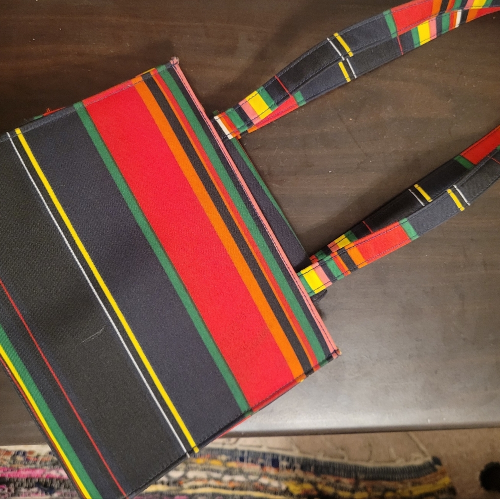 Purse - Picture 2 of 3
